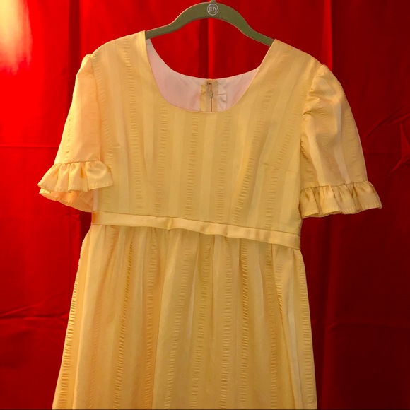 Yellow Sundress With Ruffled Sleeves - Picture 2 of 6